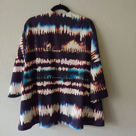 Lucy Activewear Unhindered Wrap Multi Fire Dance - Picture 9 of 15